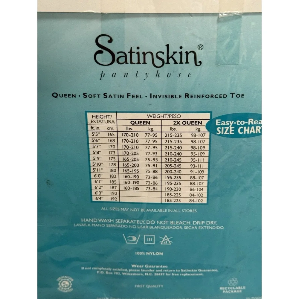 Satinskin pantyhose queen